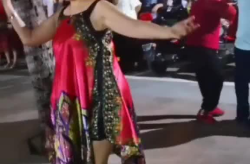 美丽姑娘第三集国语版免费播放,情动初现，爱恨交织